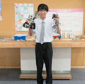 コンピューターサイエンス&ロボット部 